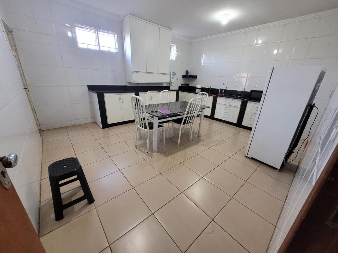 Casas De Temporadas - Hotel Recanto Do Sossego Uberlândia Zimmer foto