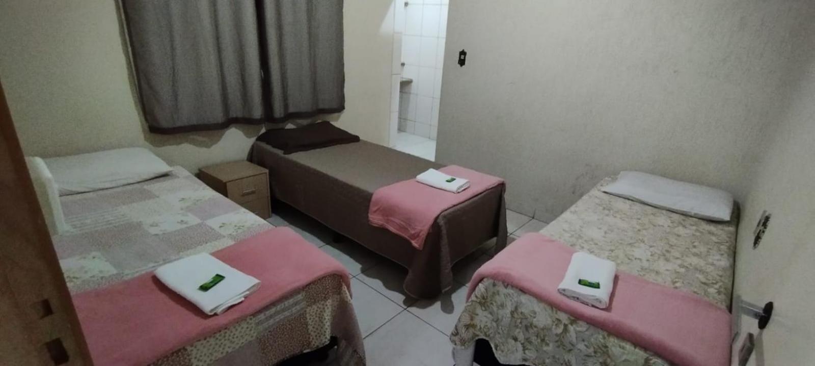 Casas De Temporadas - Hotel Recanto Do Sossego Uberlândia Zimmer foto