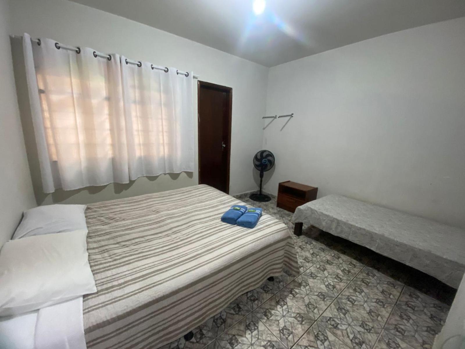 Casas De Temporadas - Hotel Recanto Do Sossego Uberlândia Zimmer foto